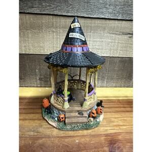 Lemax Spooky Town Witches Gazebo Cauldron Halloween Table Accent #13553 In Box